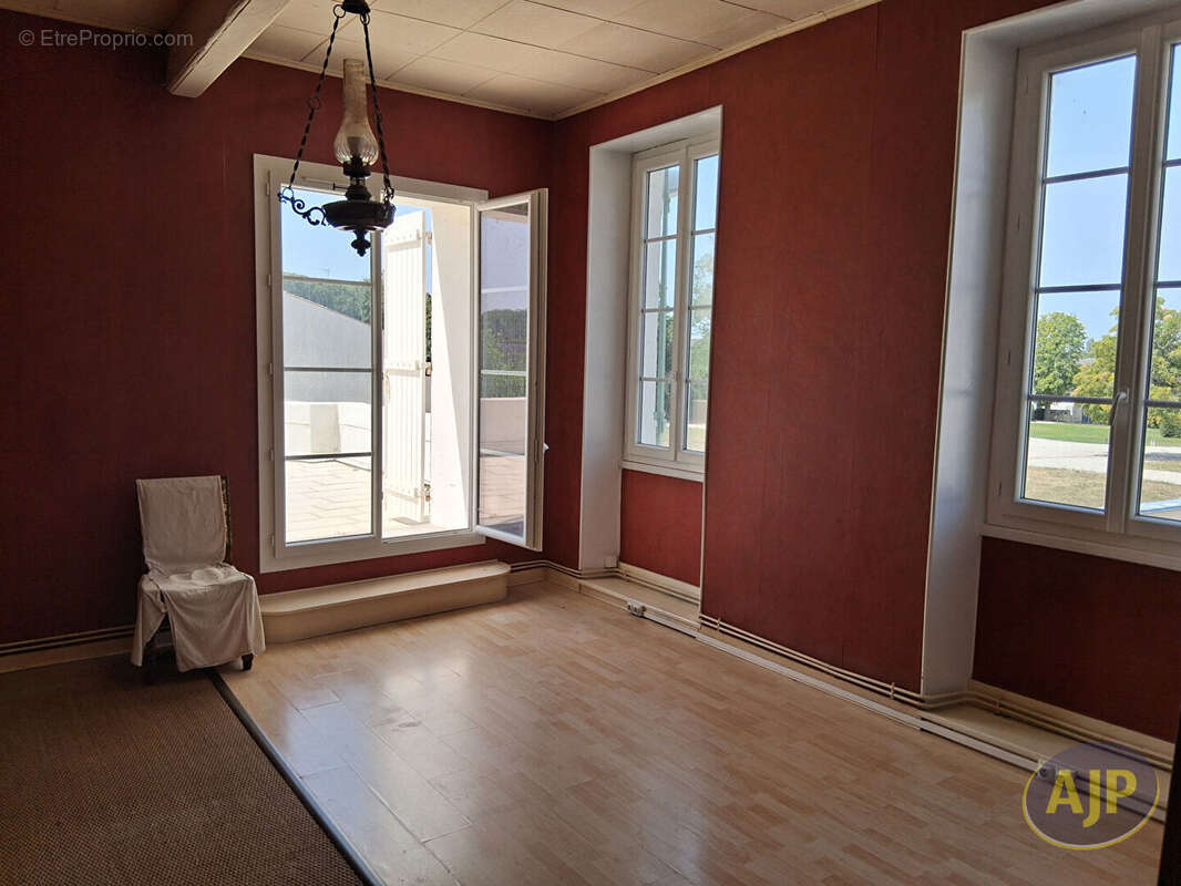 Appartement à PAUILLAC