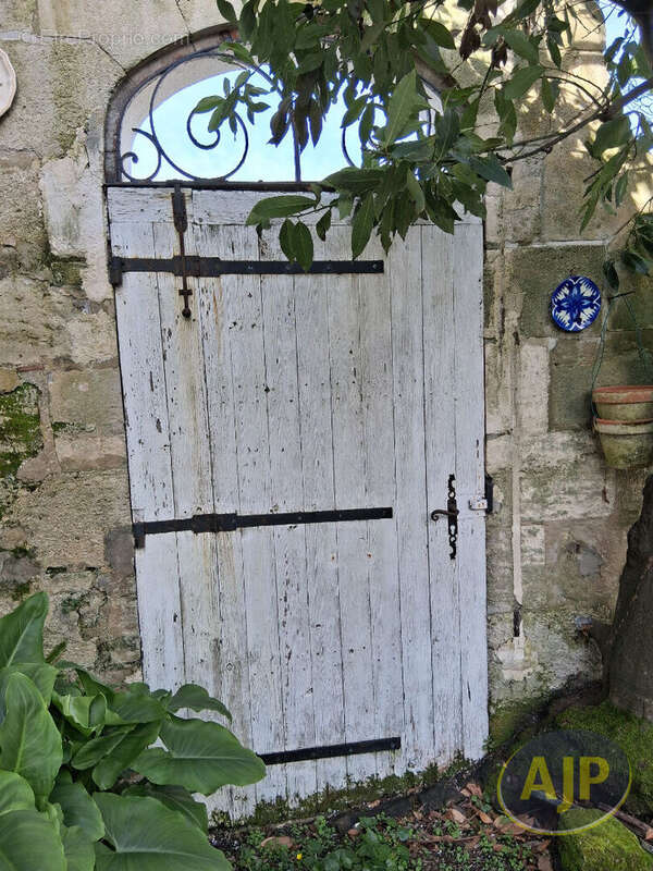 Maison à PAUILLAC
