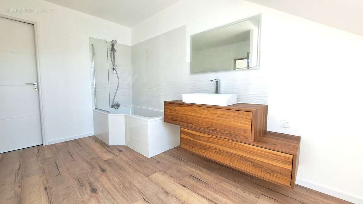 Maison à MARCOUSSIS