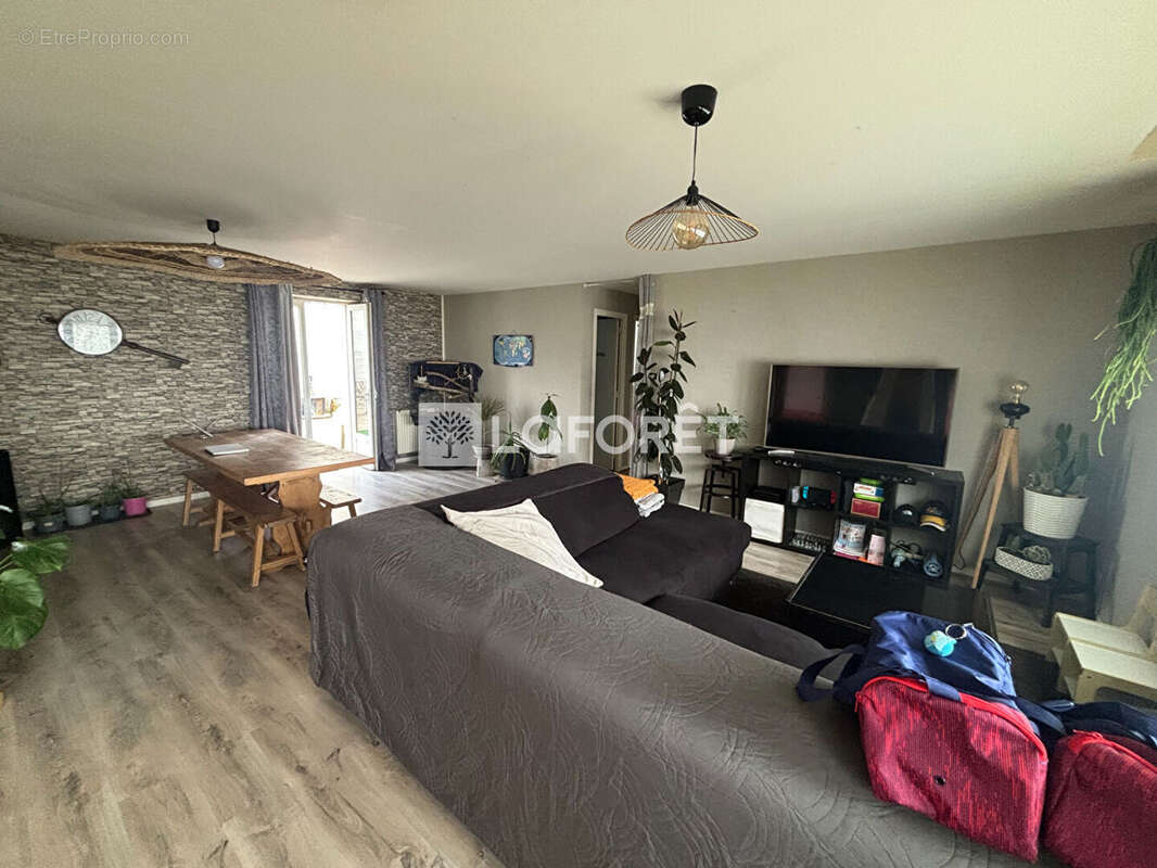 Appartement à FALAISE