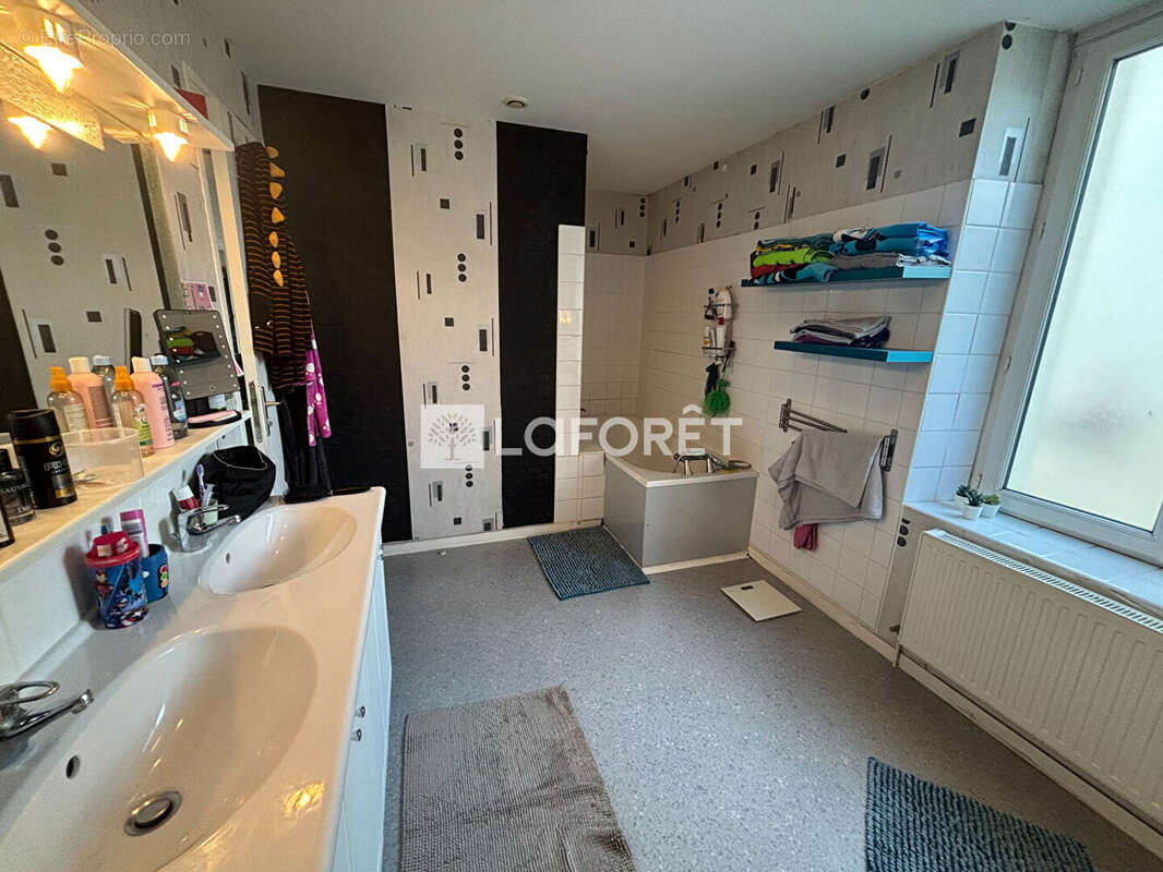 Appartement à FALAISE