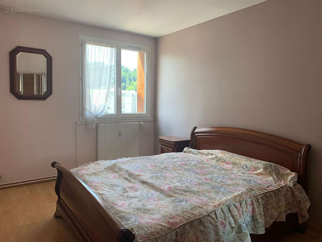 Appartement à BOURGOIN-JALLIEU