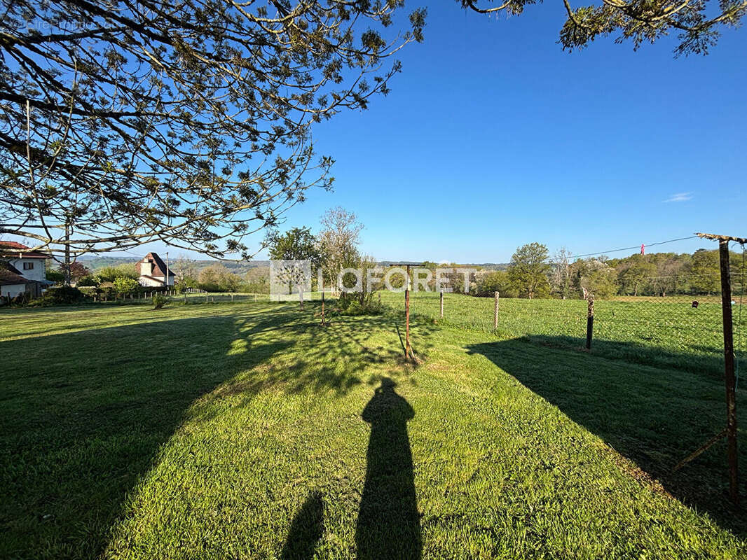 Maison à SAINT-VICTOR