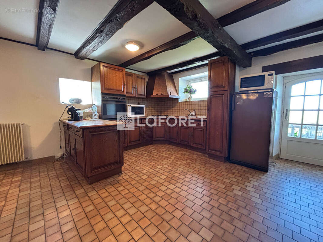 Maison à SAINT-VICTOR