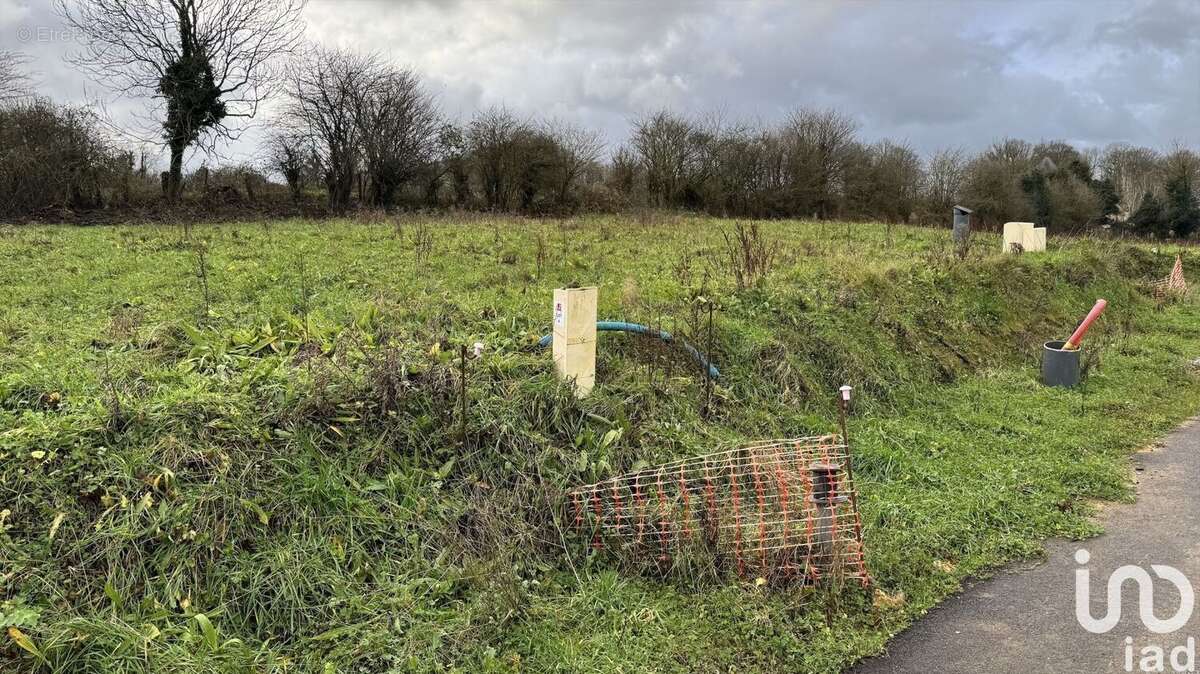 Photo 3 - Terrain à HUCQUELIERS