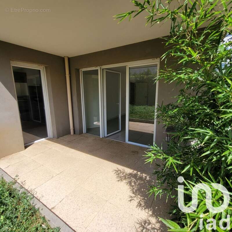 Photo 2 - Appartement à VAULX-EN-VELIN