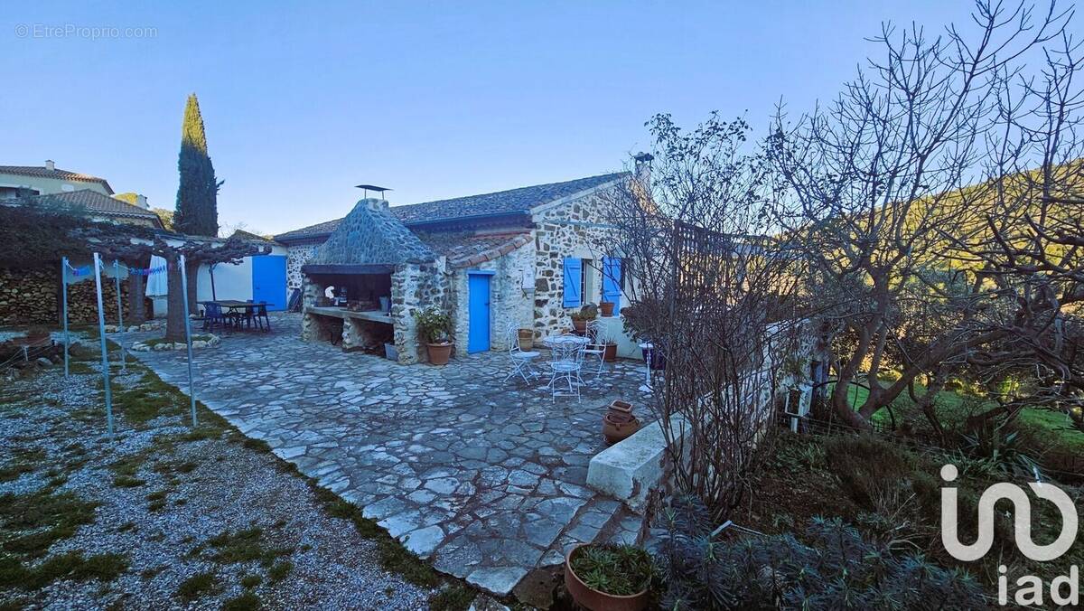 Photo 1 - Maison à SAINT-NAZAIRE-DE-LADAREZ