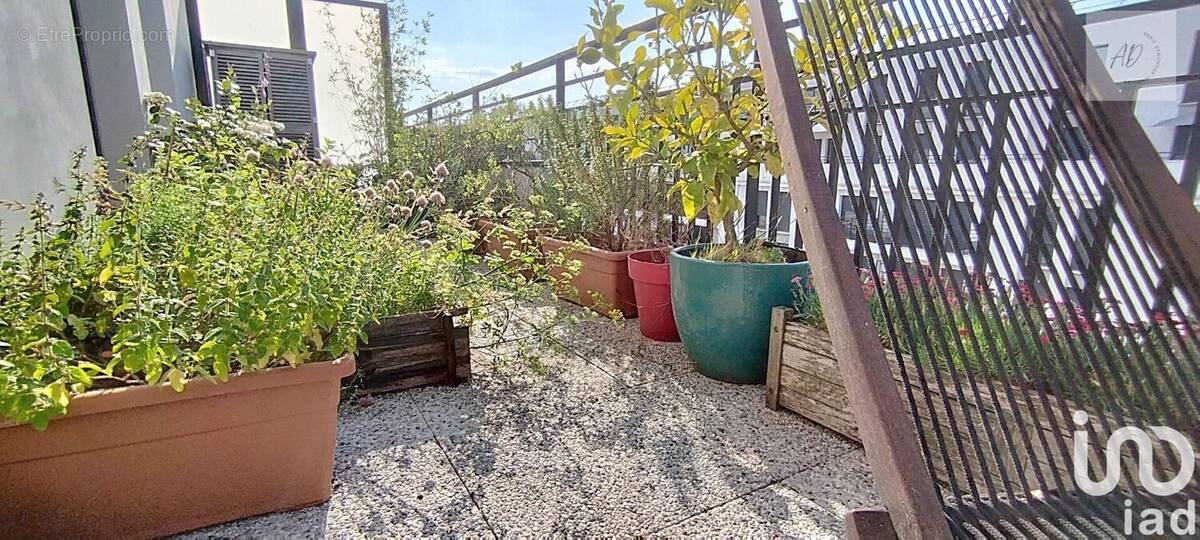 Photo 1 - Appartement à THIAIS