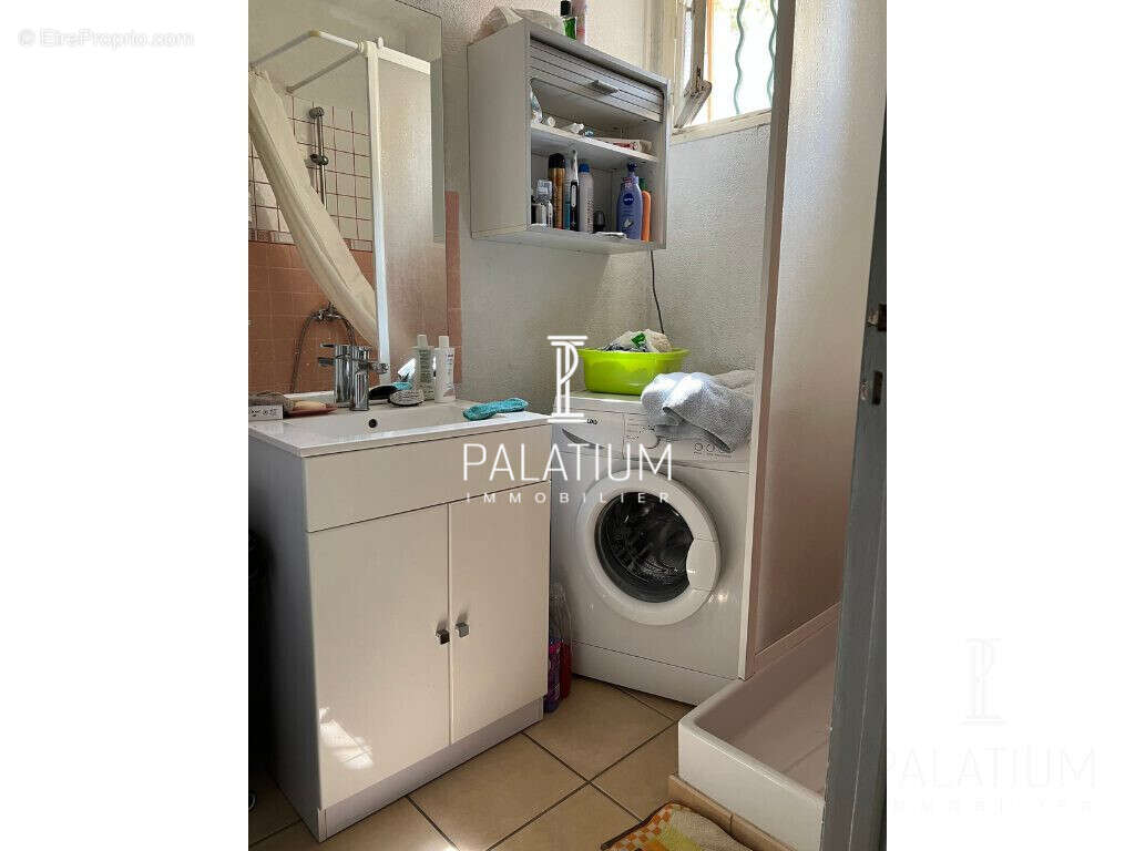 Appartement à GREOUX-LES-BAINS