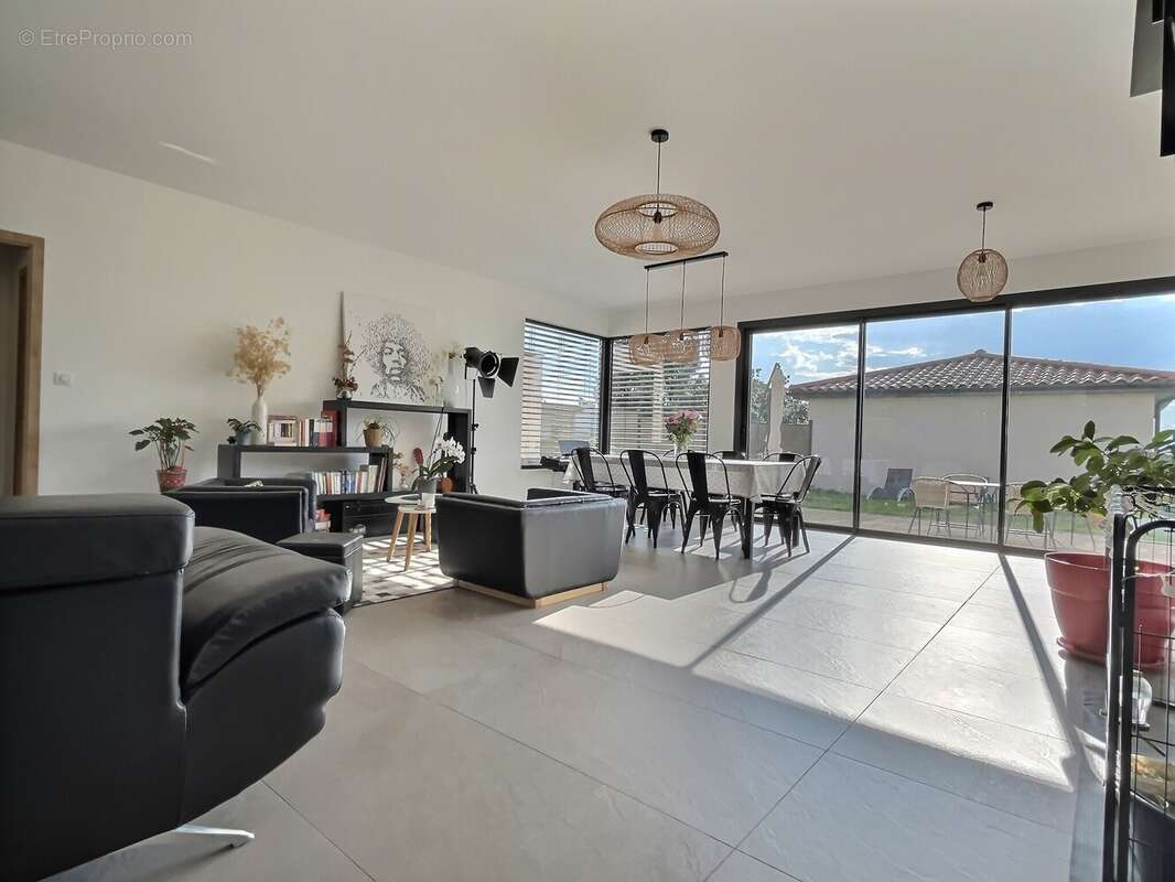 Maison à SAINT-GERMAIN-AU-MONT-D&#039;OR