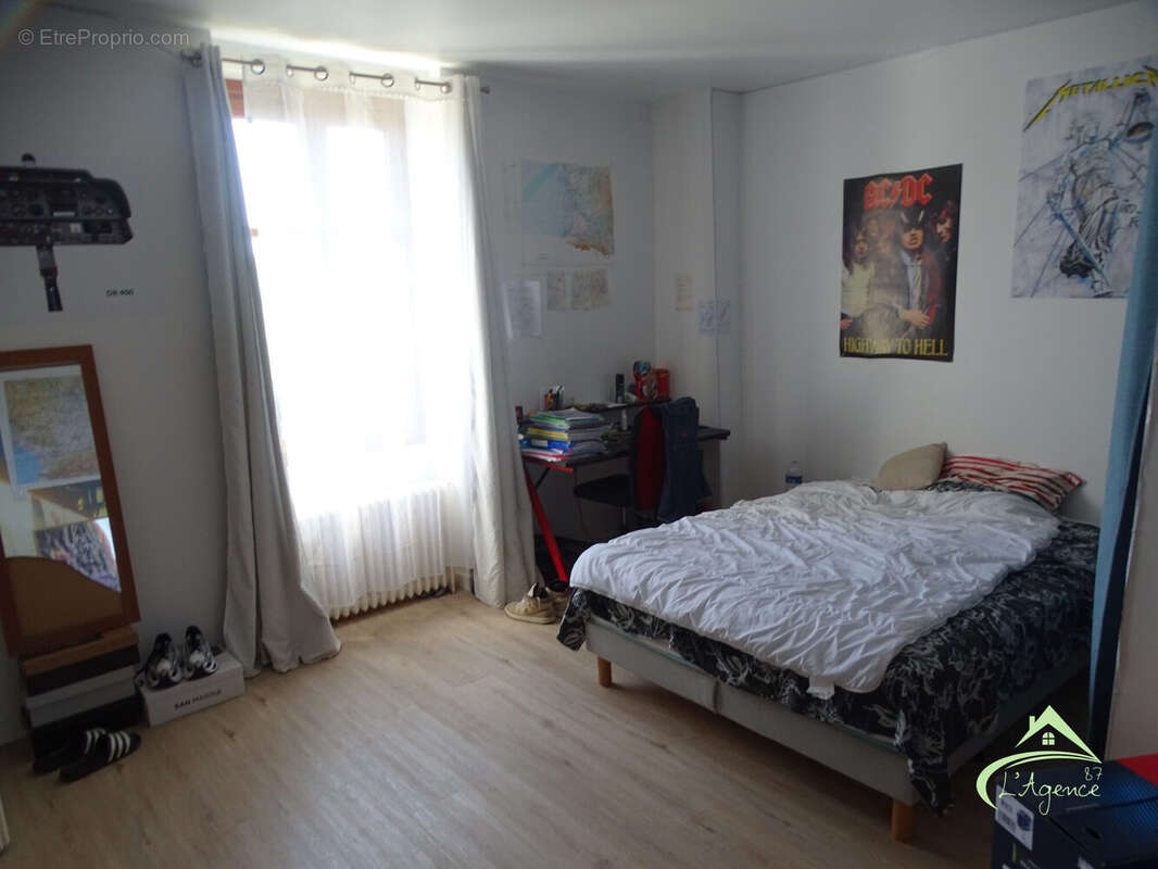 Maison à SAINT-JUNIEN