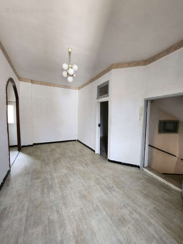 Maison à ALIGNAN-DU-VENT