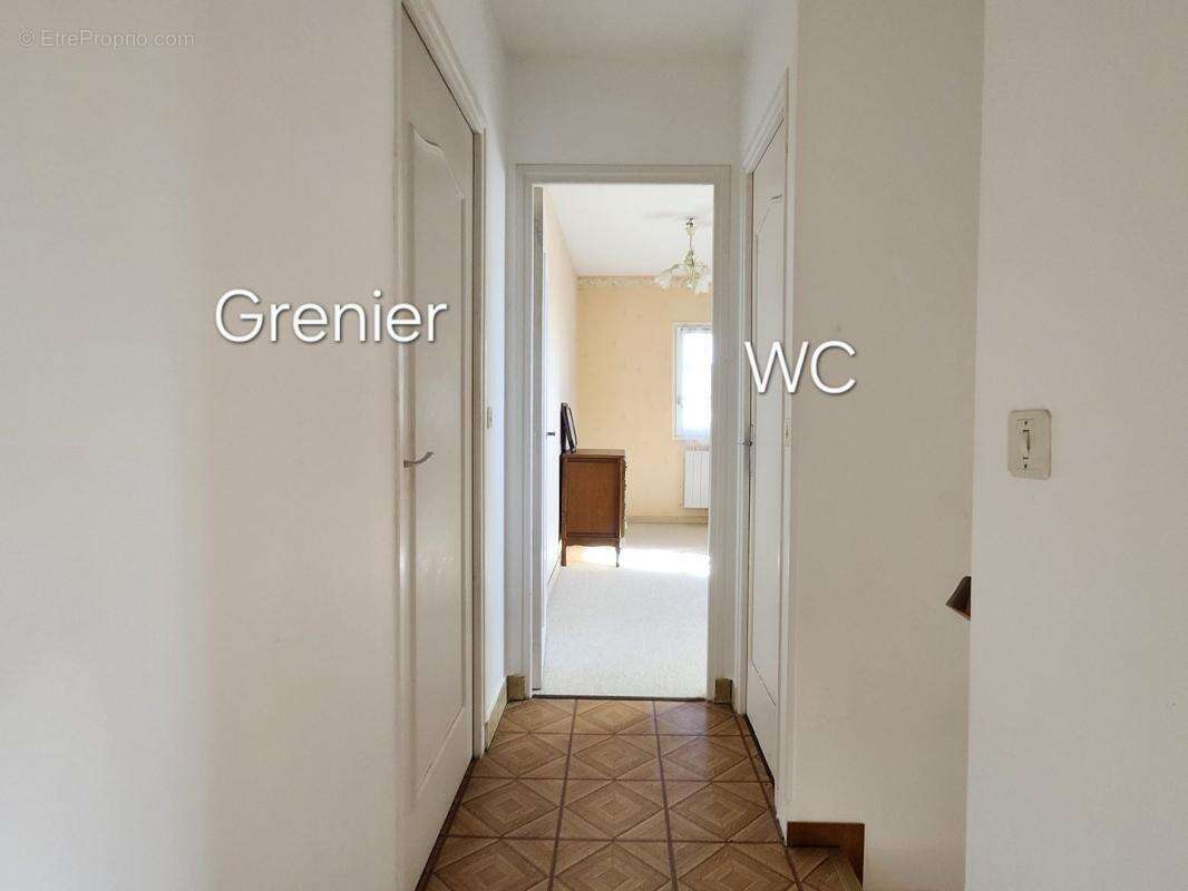 Maison à LONGUEIL-SAINTE-MARIE