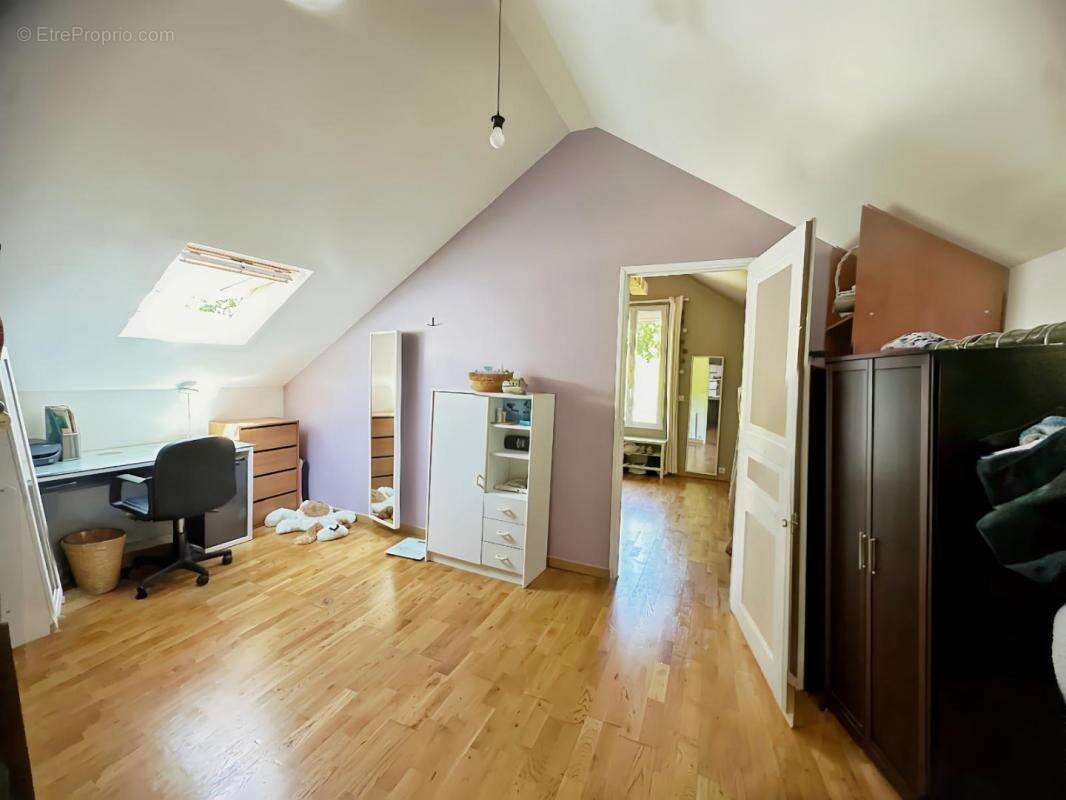 Maison à VILLETANEUSE