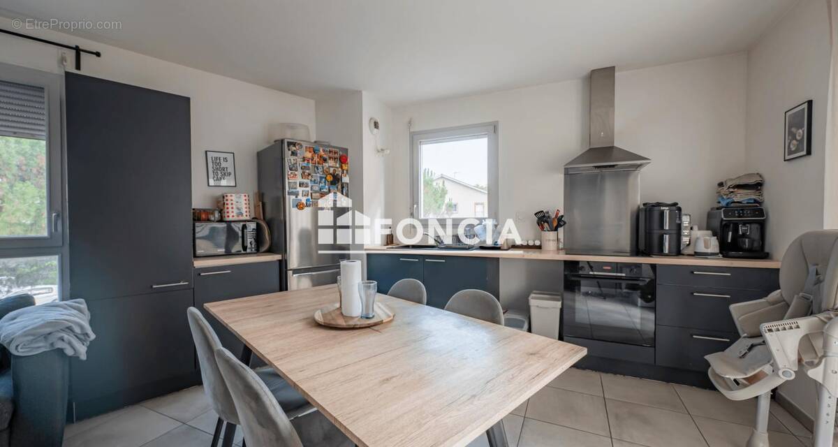 Appartement à PONT-EVEQUE