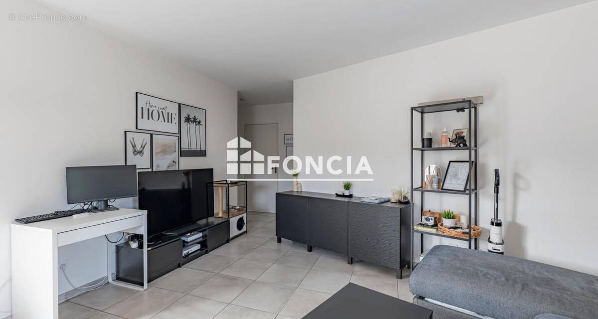 Appartement à PONT-EVEQUE