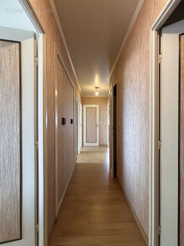 Appartement à OULLINS