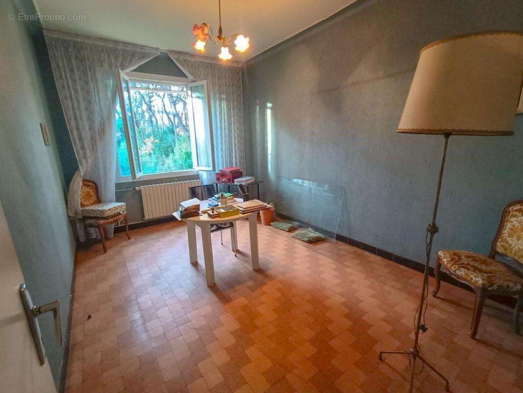 Maison à LE CANNET-DES-MAURES