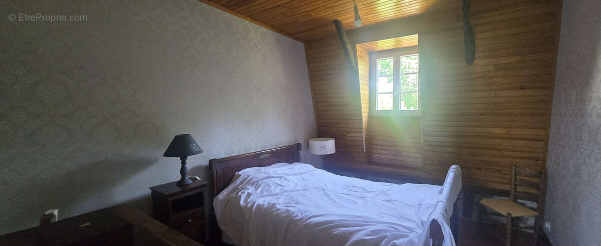 Maison à GAGNAC-SUR-CERE