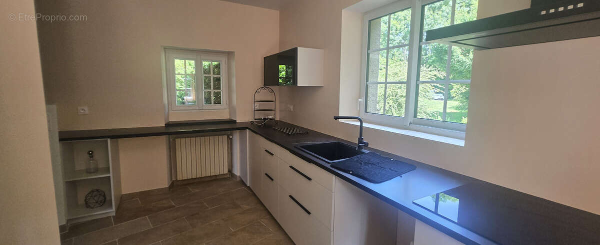 Maison à GAGNAC-SUR-CERE