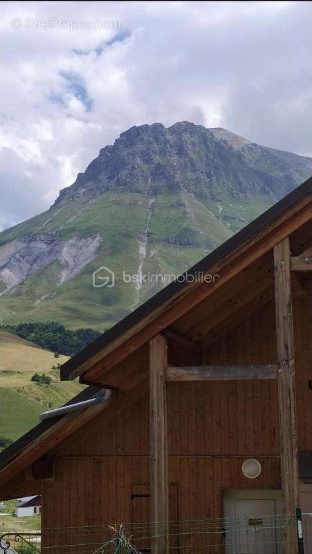 Appartement à ALBIEZ-MONTROND