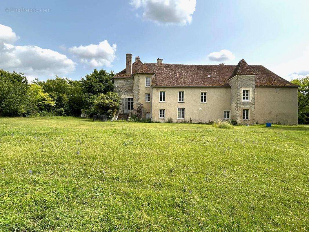Maison à BAZOCHES-LES-BRAY