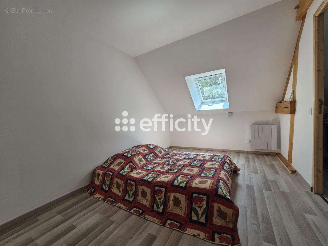 Maison à RESSONS-SUR-MATZ