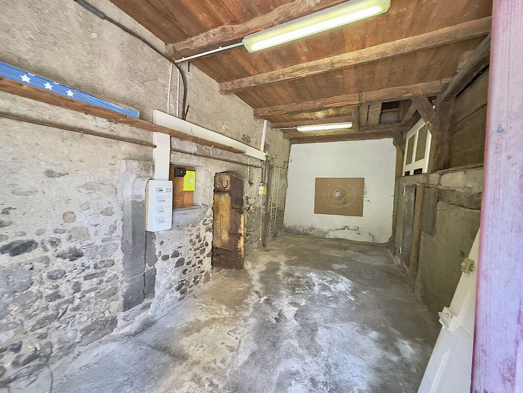 Maison à VILLE-LA-GRAND