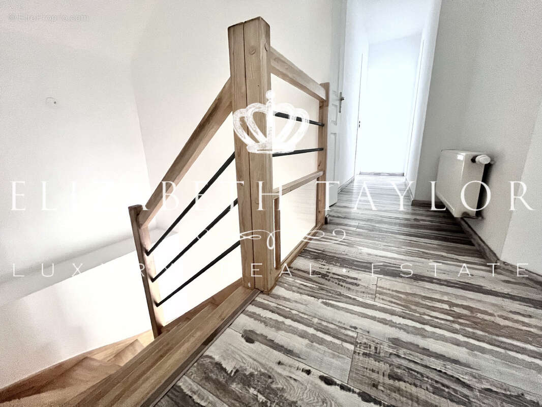 Maison à L&#039;ETANG-LA-VILLE