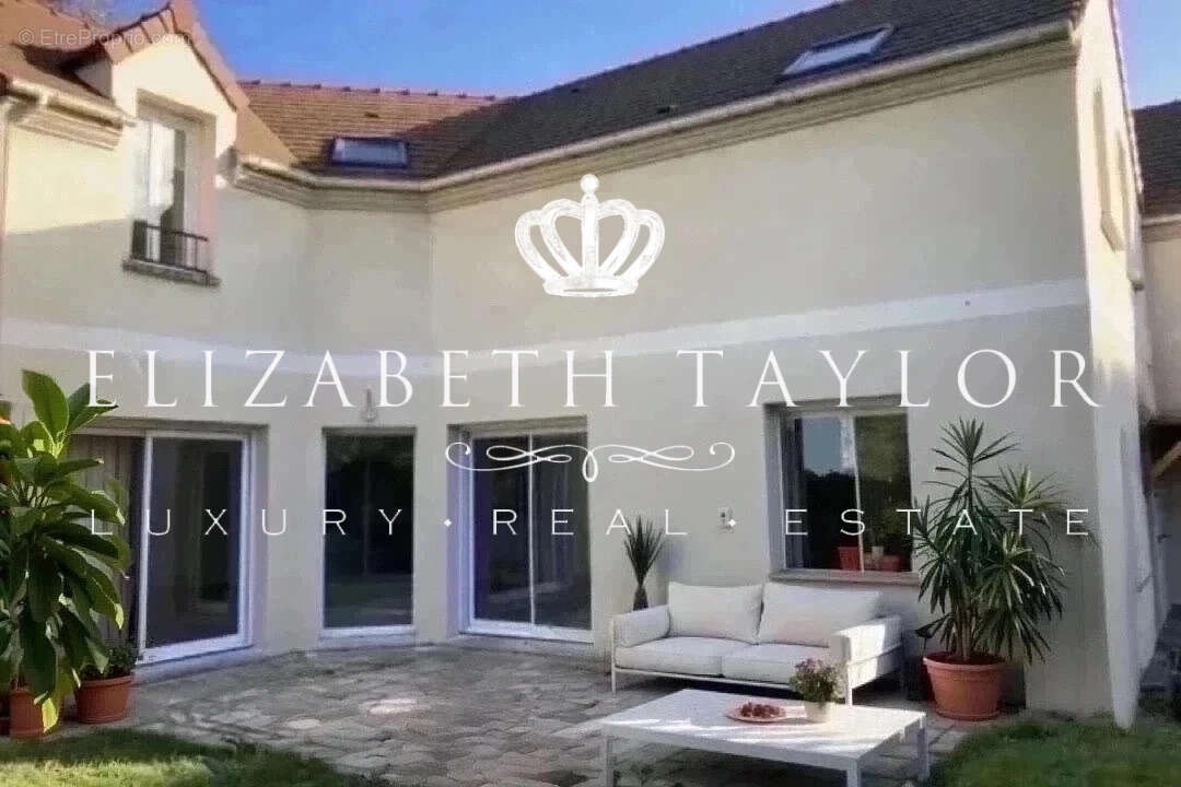 Maison à L&#039;ETANG-LA-VILLE