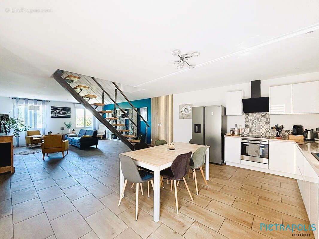 Appartement à OINGT