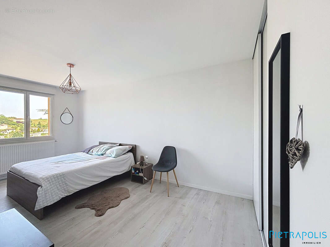 Appartement à OINGT