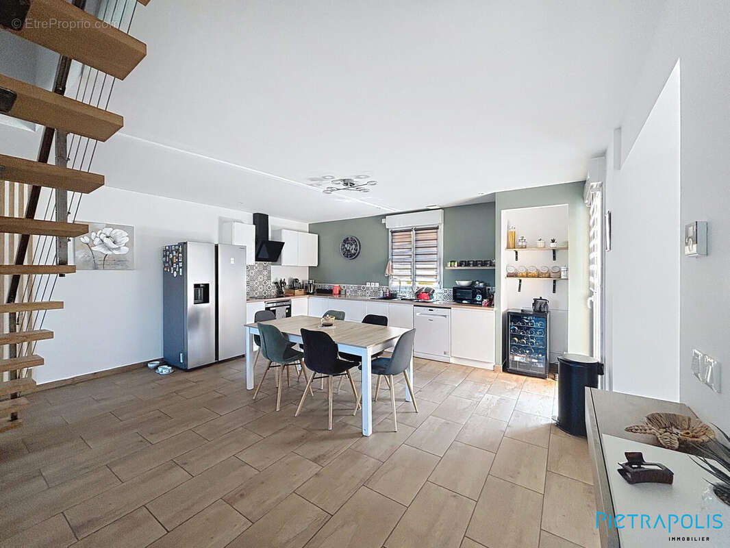 Appartement à OINGT