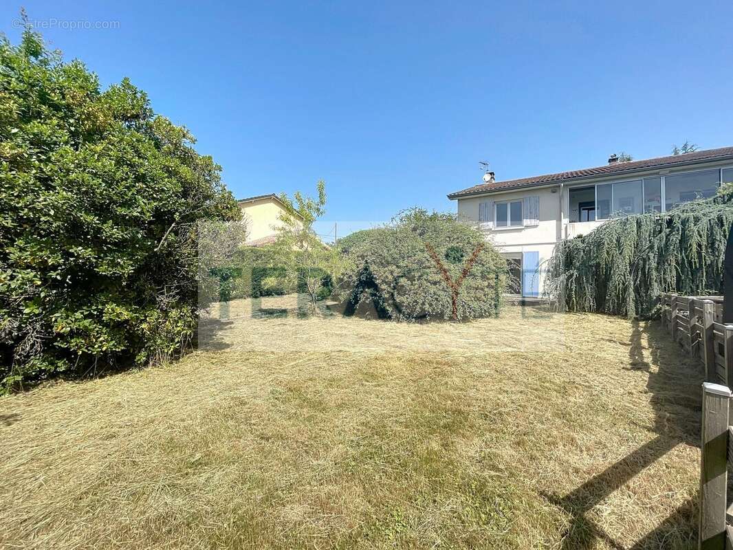 Appartement à CIVRIEUX