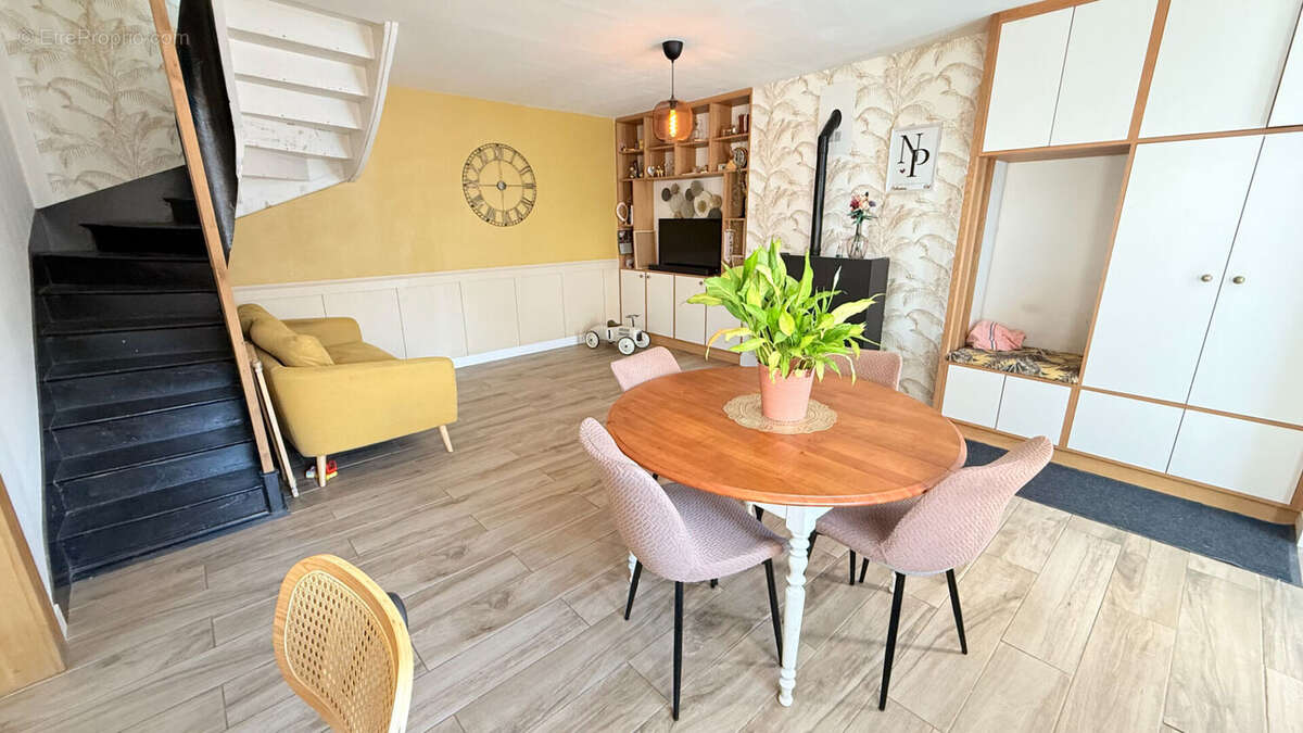 Maison à LA BACONNIERE