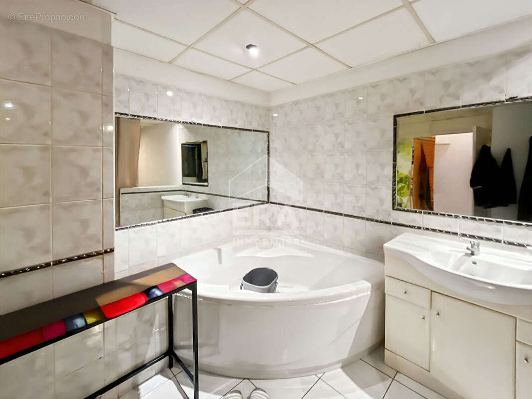 Appartement à MARSEILLE-13E