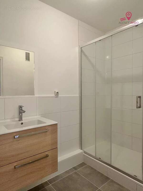 Appartement à SAINTE-FOY-LES-LYON