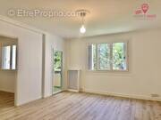 Appartement à SAINTE-FOY-LES-LYON