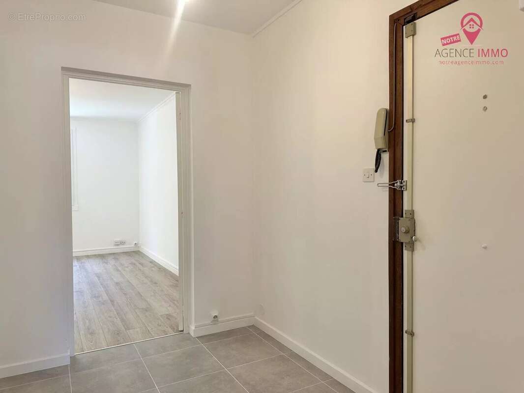 Appartement à SAINTE-FOY-LES-LYON