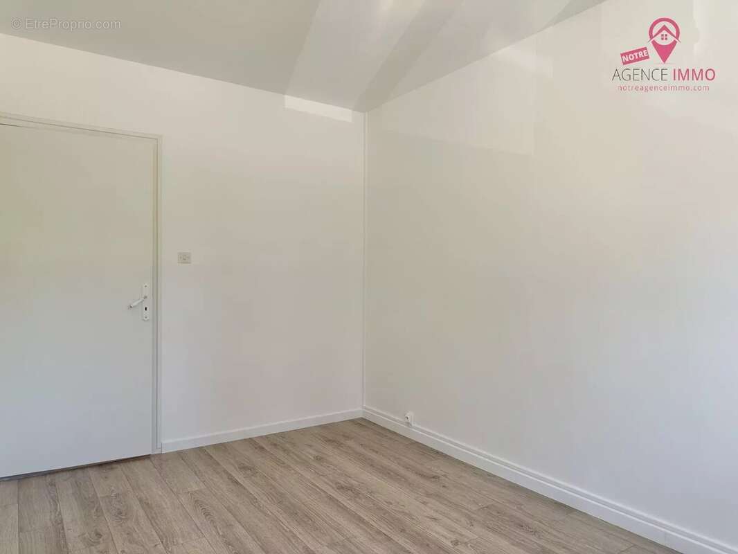 Appartement à SAINTE-FOY-LES-LYON