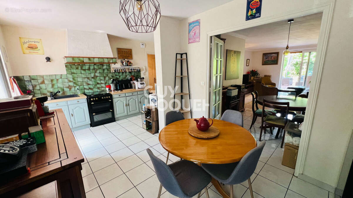 Maison à BOURGOIN-JALLIEU