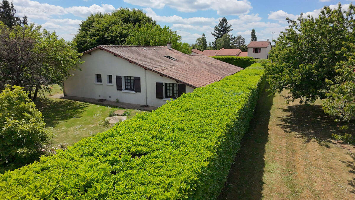 Maison à SAINT-SAVIOL