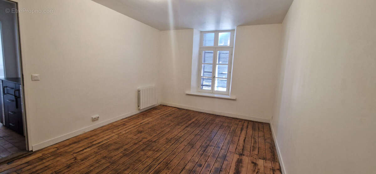 Maison à NEUVILLE-SOUS-MONTREUIL