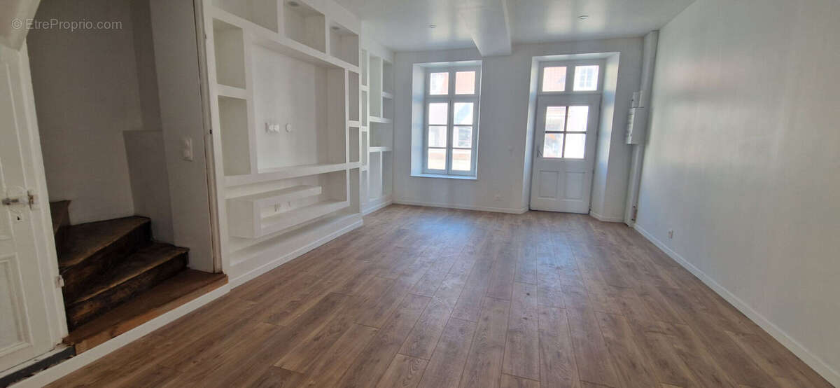 Maison à NEUVILLE-SOUS-MONTREUIL