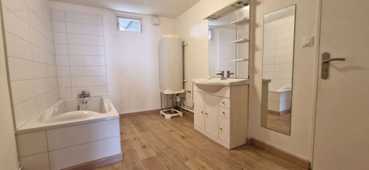 Maison à NEUVILLE-SOUS-MONTREUIL