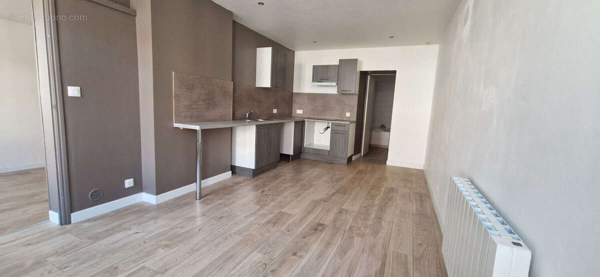 Maison à NEUVILLE-SOUS-MONTREUIL