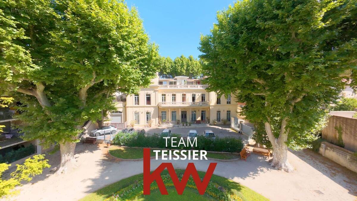 Appartement à SALON-DE-PROVENCE