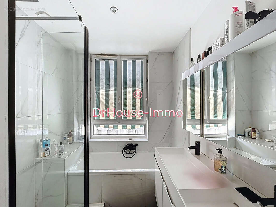 Appartement à MARSEILLE-7E