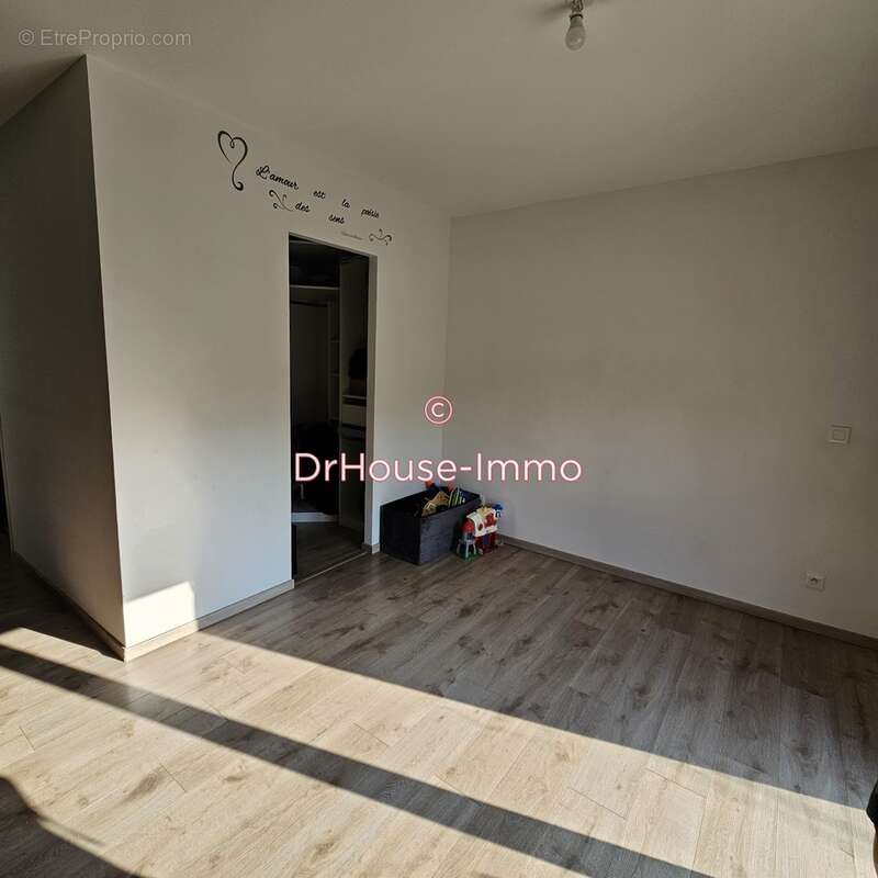 Maison à BREVIANDES