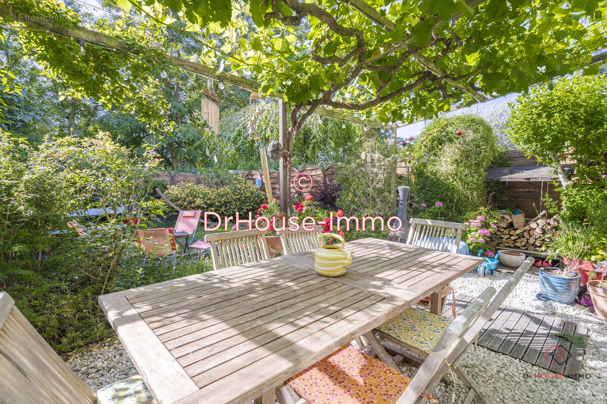 Maison à BRY-SUR-MARNE